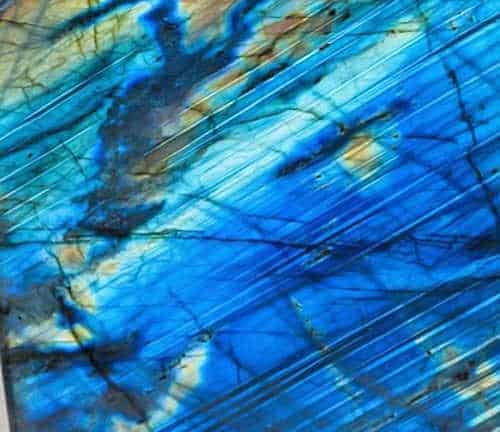 An Saol Crystal 8 labradorite