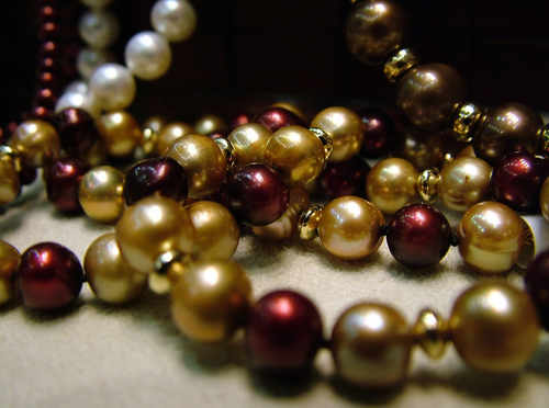 What Makes Pearls Precious?